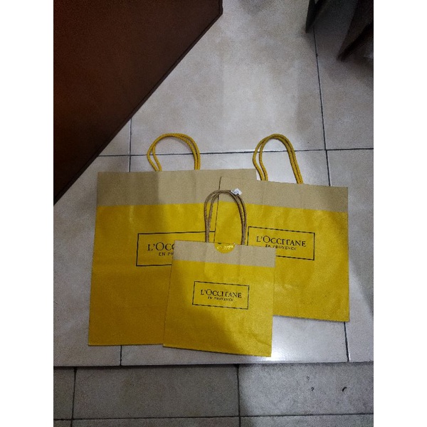 

Loccitane Kuning Paper Bag paperbag Giftbag
