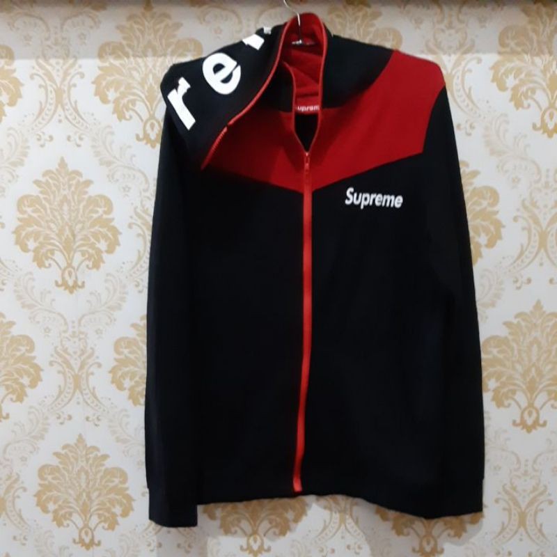 SWEATER HOODIE SUPREME Made in Canada