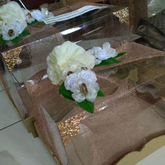 Box Seserahan 1 Set Isi 5 Sudah Termasuk Bunga, Tile Dan Sudut Ukir