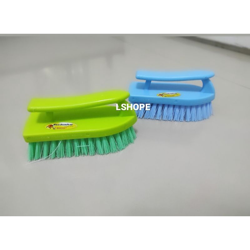 Sikat setrika maspion.Sikat setrika lantai kamar mandi.Sikat lantai WC.