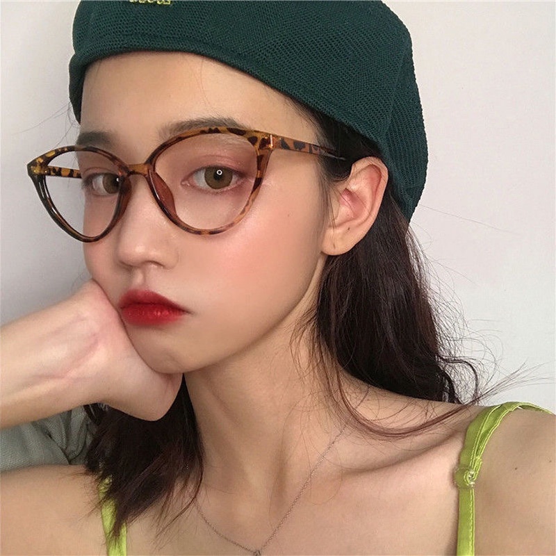 COD❤️2 in 1 Kacamata Photochromic Leopard Cat Eye Wanita Korea Retro Murah Cwek Gaya Tikkok Terbaru 2022 kaca mata leopard photocromic Fashion Import Eyeglasses Optical Glasses Ready Stock