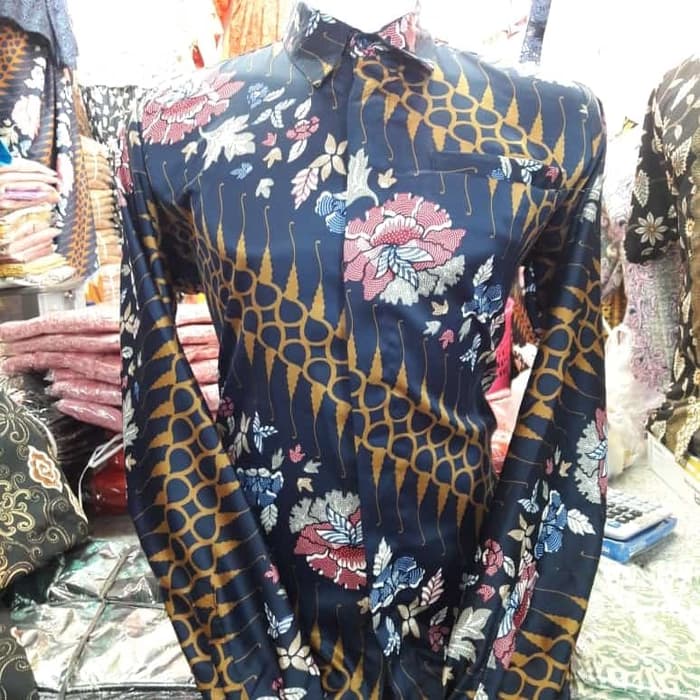 Kemeja Batik Pria Lengan Panjang Dan Lengan Pendek Motif Kembang Sepatu Navy