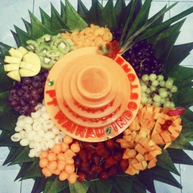 

Puding Tumpeng Full Buah