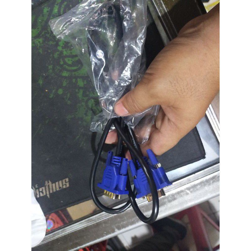 KABEL VGA MONITOR