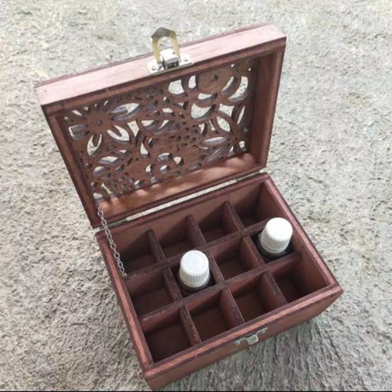 

Box antique brown 12 oiL / box oil murah / tempat oil murah / kotak oil Murah