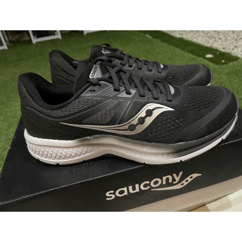 saucony