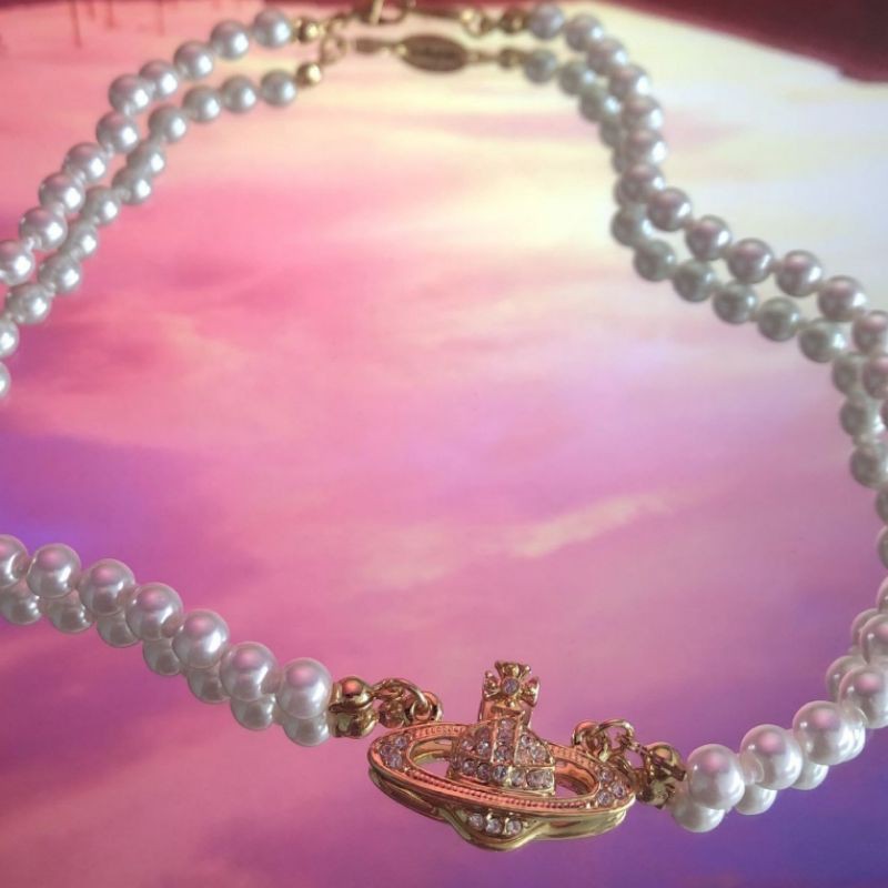 Vivienne westwood pearl necklace