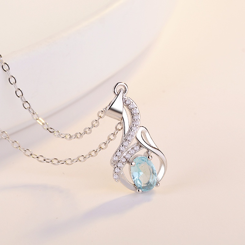 [Ready Stock]Fashion New Simple Sky Blue Crystal Necklace Heart-Shaped Pendant