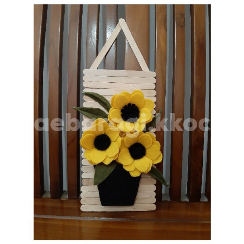WALL DECOR/HIASAN DINDING STIK ESKRIM/HIASAN DINDING BUNGA KAIN FLANEL/SOUVENIR/CENDERAMATA