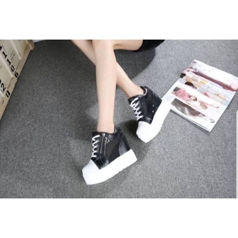 Arthus sport Sofiya sepatu tinggi wedges kode 090