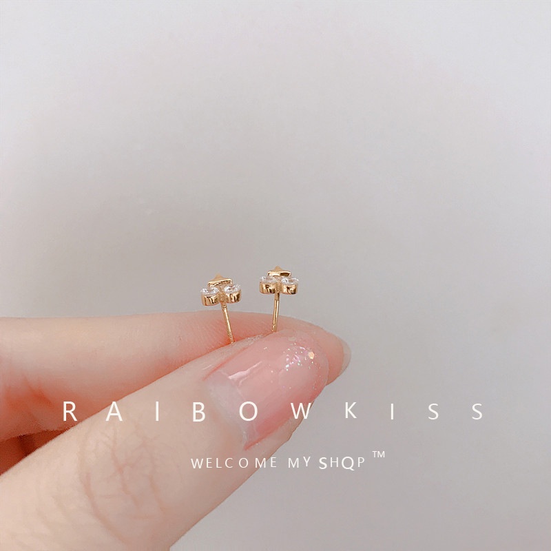 925 Perak Jarum Segitiga Kristal Mini Ear Studs Baru Musim Panas Emas Geometris Anting-Anting Mahasiswa Wanita Anting-Anting