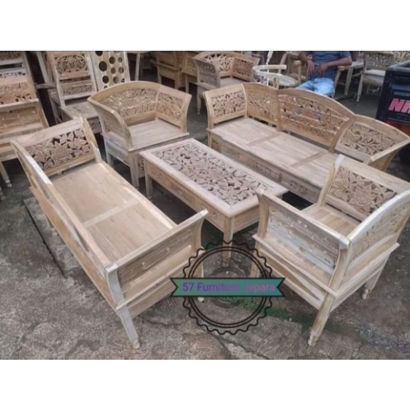 Satu Set Meja Kursi Tamu Ukir -Kursi Meja Tamu Ruangan Besar Kayu Jati Mentahan