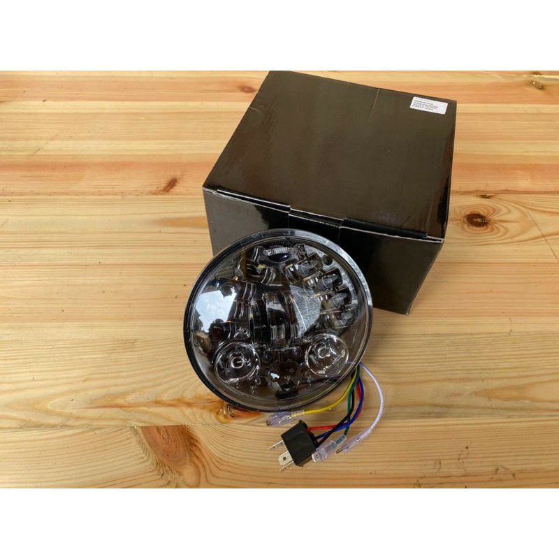 LAMPU DEPAN DAYMAKER 16 LED KARDUS HITAM 5,75 INCHI