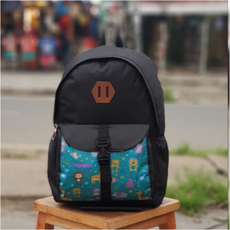 Ransel sekolah Backpack Kantong Wanita Keren Nilon Warna Solid Tas Travel Kapasitas Besar Ransel Gaya Kuliah Ransel Tas Sekolah untuk RemajaTas Sekolah Modis Anak Perempuan Warna Solid Ransel Wanita Pelajar Perguruan Tinggi Ransel Laptop Wanita Travel