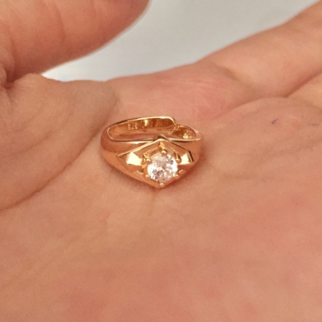 Cincin anak emas permata putih kadar 375