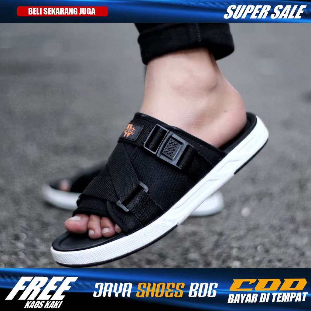 WILISH|Sandal Slop Pria Hitam Original Distro Santai Kekinian Traveling Cowok Murah