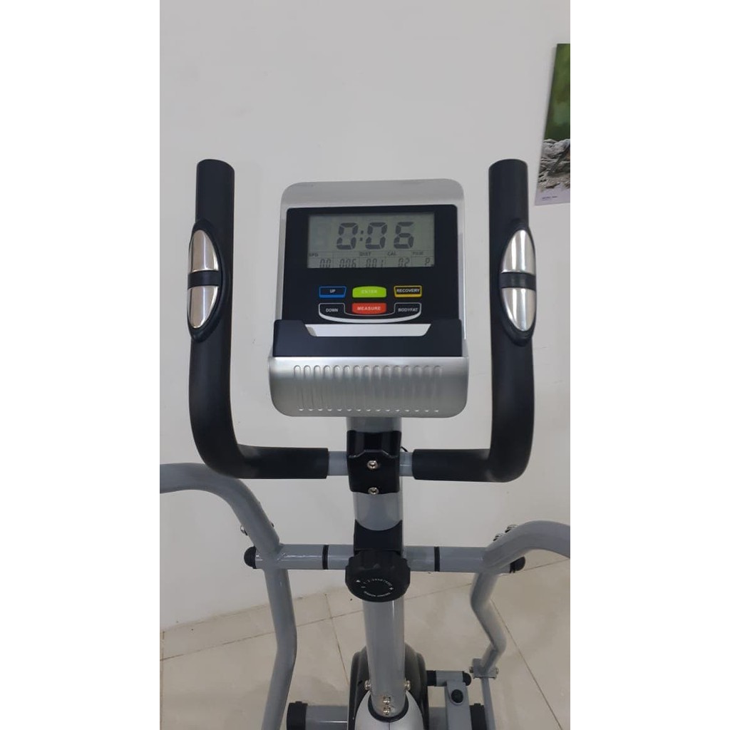 Total Fitness TL-388E Big Elliptical Crosstrainer