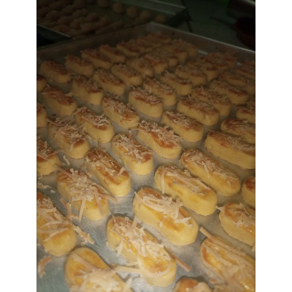 

KASTENGEL KEJU RASA PREMIUM HARGA MEDIUM