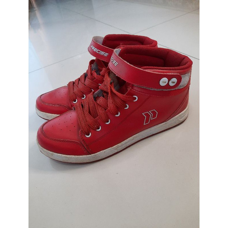 preloved sepatu precise