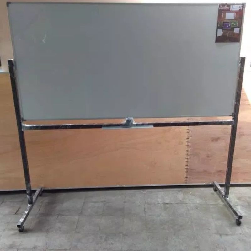 

White board ukuran 240 x 120 cm 1 muka, kaki