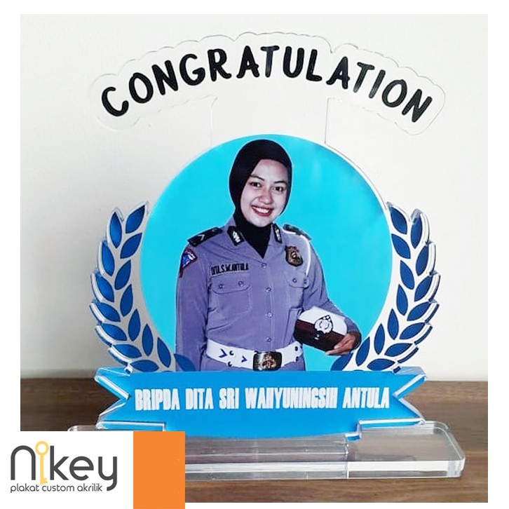 Plakat Akrilik Custom, Kado Ulang Tahun, Kado Wisuda Akrilik