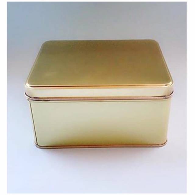 kaleng kotak gold (kirim dengan instant, sameday)