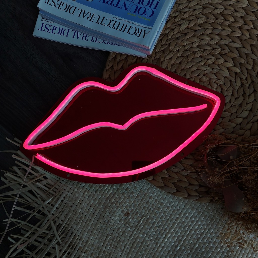 NEON LED BENTUK BIBIR / NEON BIBIR / NEON LIPS / NEON GAMBAR BIBIR / NEON BENTUK BIBIR / NEON GAMBAR