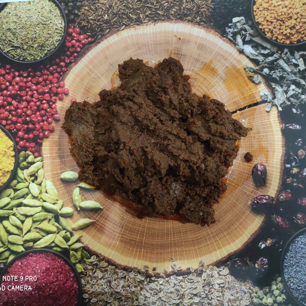 

Makanan Siap Saji Rendang Khas Minang 1 Kg