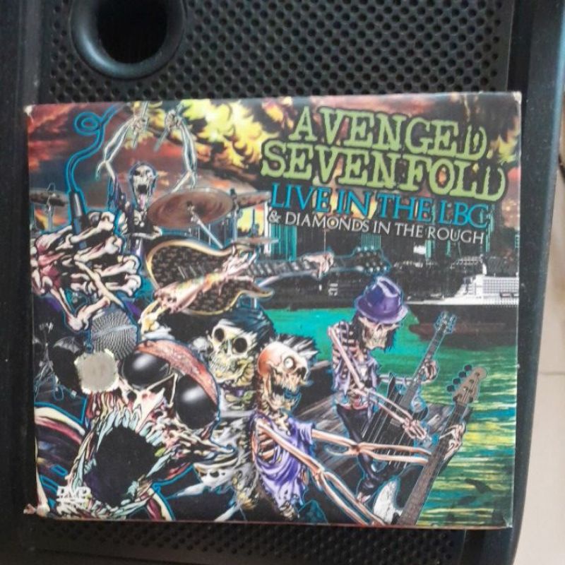 CD & DVD AVENGED SEVENFOLD - DIAMONDS IN THE ROUGH & LIVE AT LBC