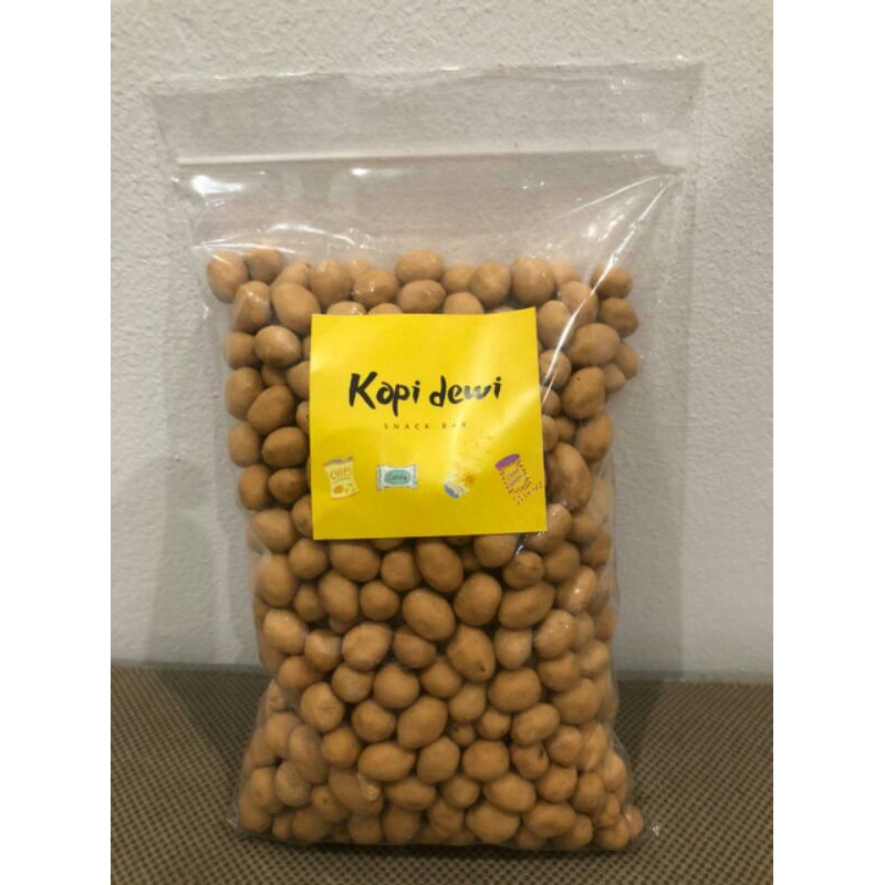 

Kacang Atom 250 gr - cemilan / snack / kue kering