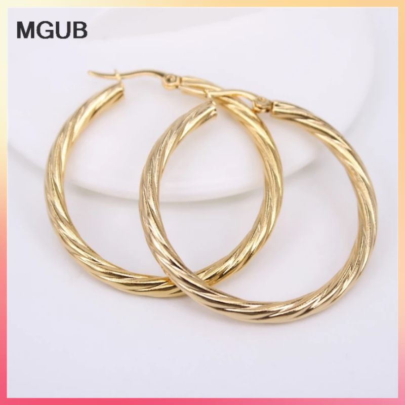 Anting Titanium Anting Wanita Bulat sedang