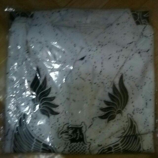 Kemeja Batik Pancasila / Batik Garuda /katun Halus / Demokrasi / Negeri. / Indonesia / Hrb026 Katun