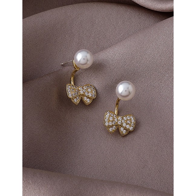 LRC Anting Tusuk Fashion Gold Color Micro Inlaid Zircon Bow Pearl V14226