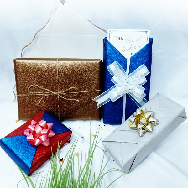 Gift Wrap Paket Bungkus Kado / Kotak Kado dan Kertas Kado