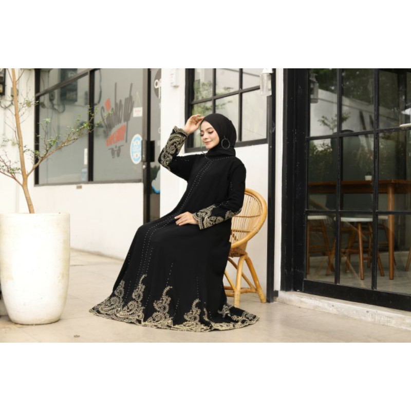 GALLERY EXCLUSIVE ABAYA HITAM GAMIS DUBAI 03