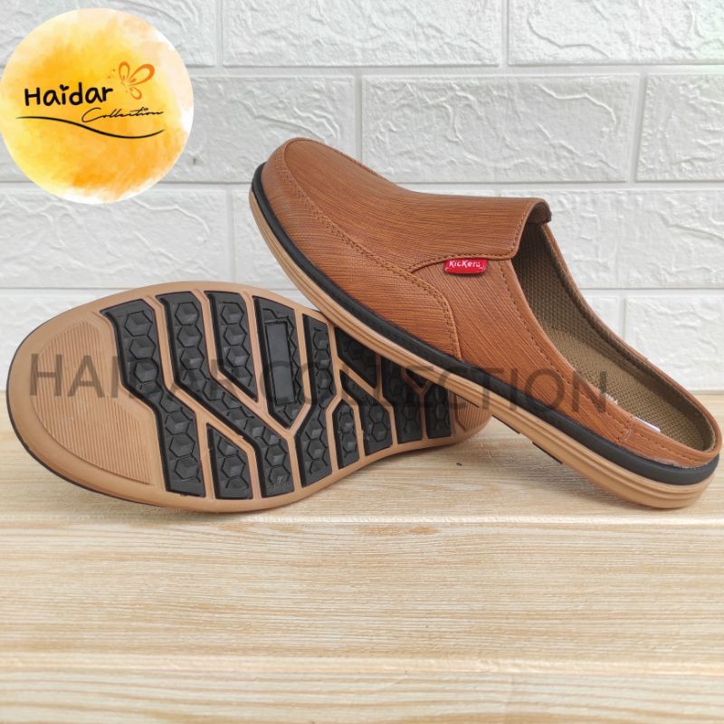 Selop Bustong Pria Slip On Kasual Cowok Karet Lentur Kulit Suede Sintetis