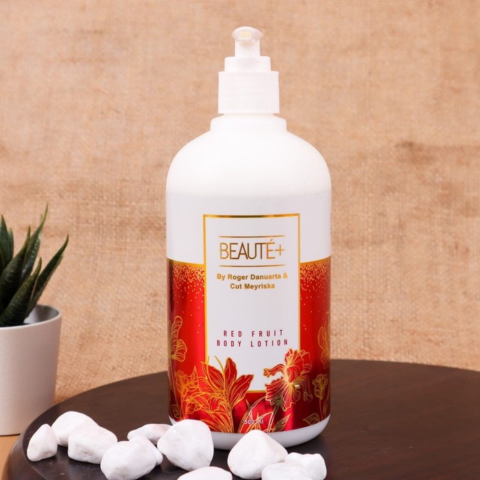 Beaute+ Red Fruit Body Lotion By Roger & Cut Meyriska | Beaute Plus