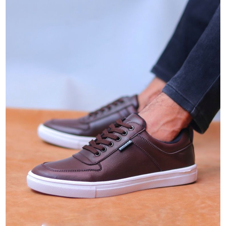 Sepatu Kasual Pria Sneakers Casual Original Walker Tiago Brown Kets Cowok Murah Keren
