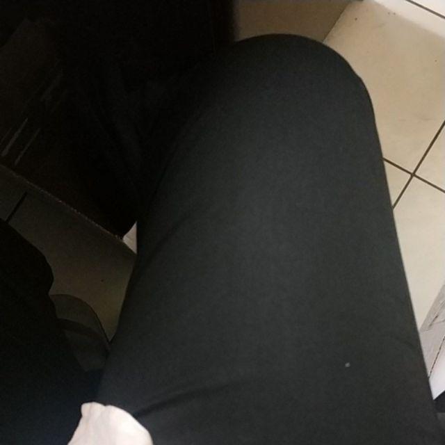 PREMIUM LEGGING SOFTKATUN FULL KAKI INJAK TUMIT LEGGING PREMIUM LEGGING SOFTKATUN FULL KAKI INJAK TUMIT LEGGING
