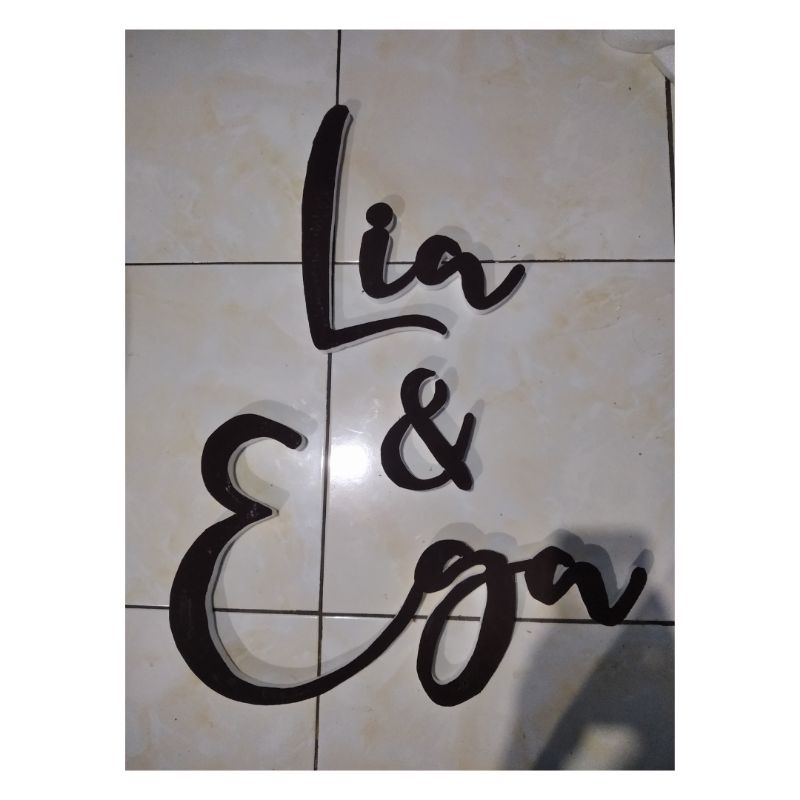 Styrofoam Nama untuk Backdrop