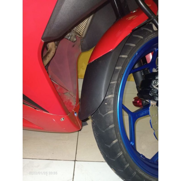 Aksesoris Motor SAMBUNGAN SPAKBOR DEPAN NINJA 250R FI CUSTOM