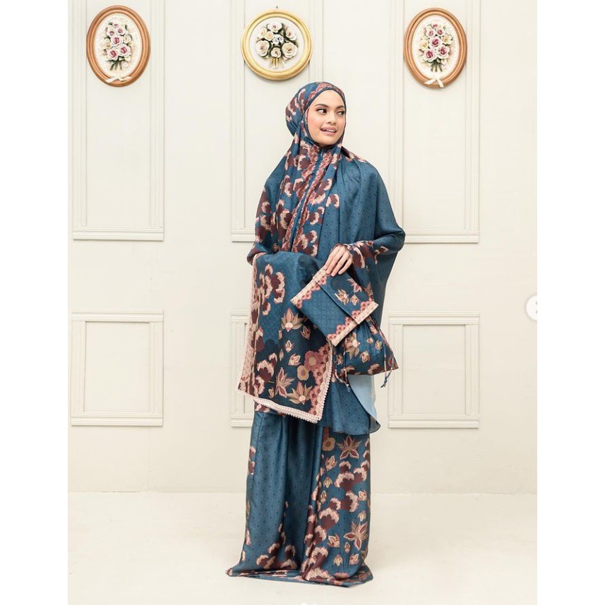 LA GALIGO PRAYER SET BY WEARING KLAMBY