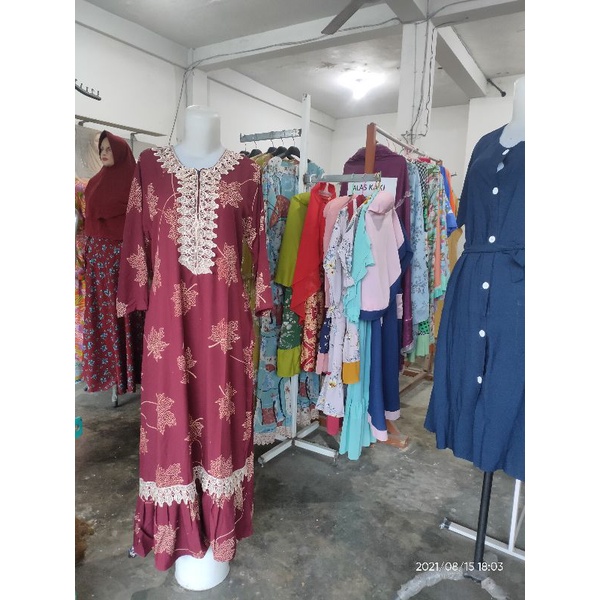 Daster Panjang Renda Arab