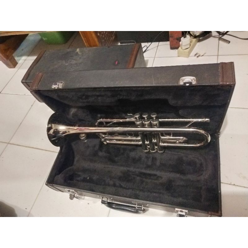 Trumpet Amstrong Second/bekas Like New ( lincoln cavaliers subaru yamaha)