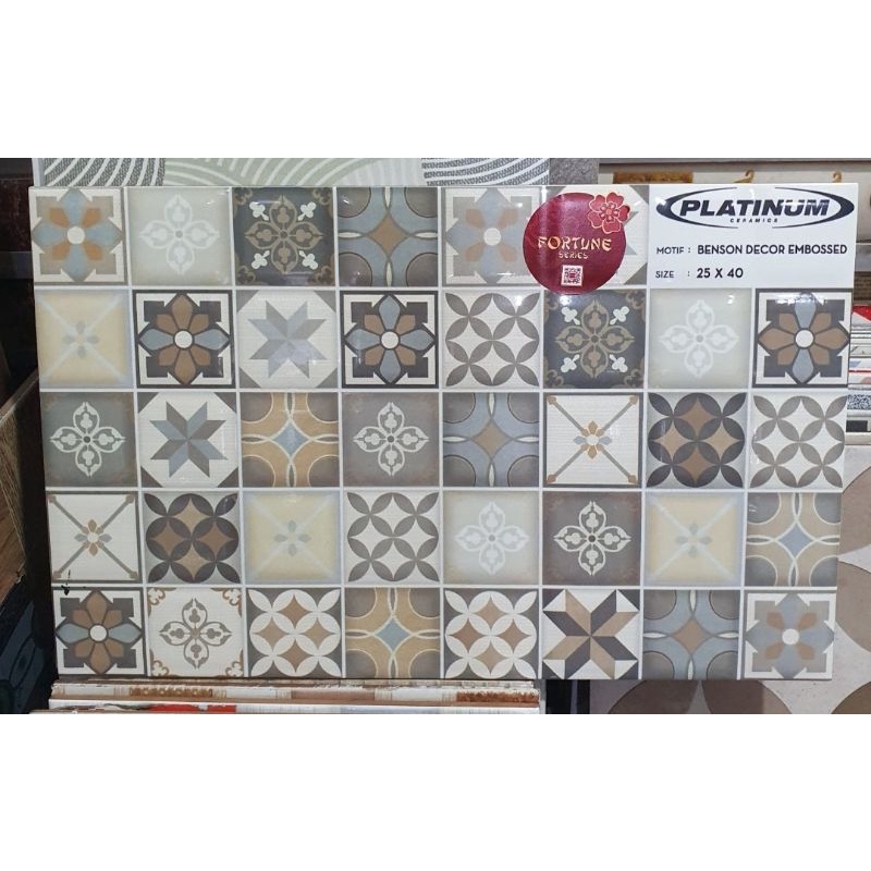 keramik 25x40 dinding taman teras dapur kotak kasar platinum Benson decor embossed