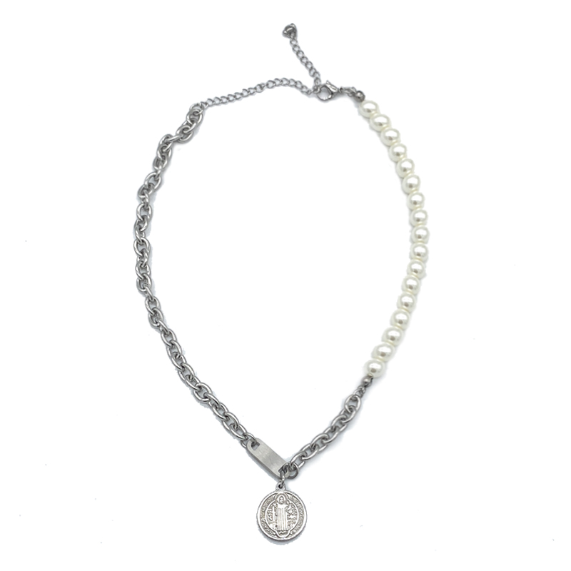 Pearl Round Necklace Simple Retro Pendant Titanium Steel Chain