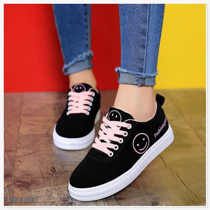 SEPATU WANITASepatu Sekolah Hitam sol putih Wanita Cewe Perempuan Murah Grosir
