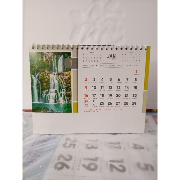 

kalender meja 2022 air terjun 2