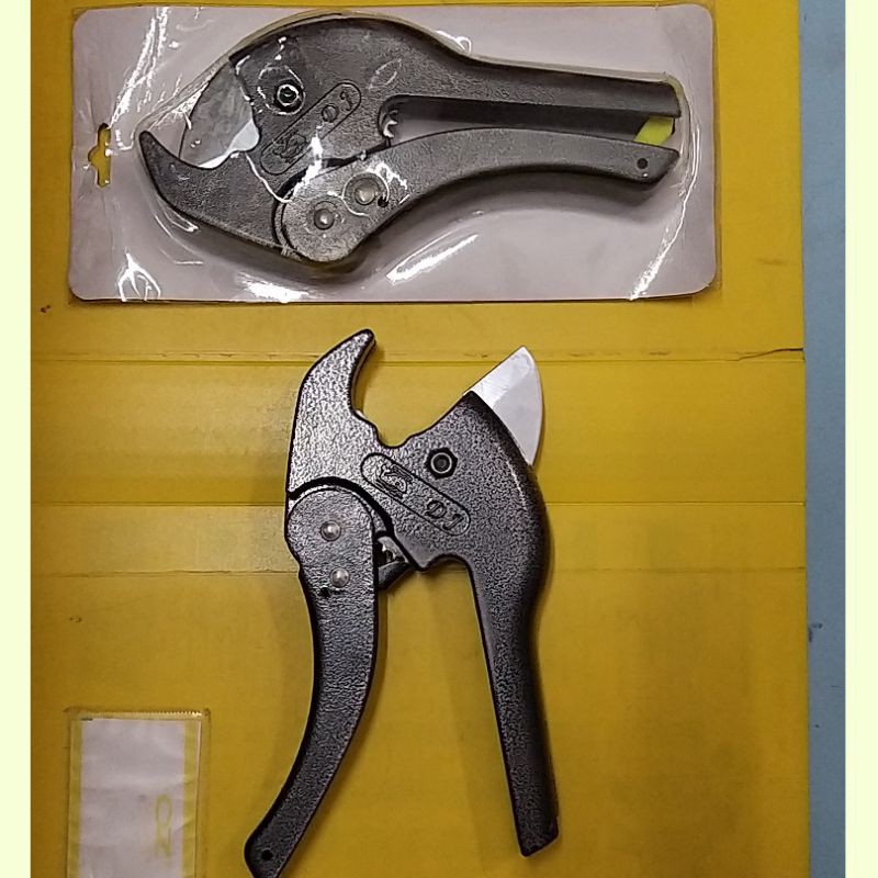 

GUNTING PIPA PVC/GUNTING PARALON/PVC PIPE CUTTER 42MM