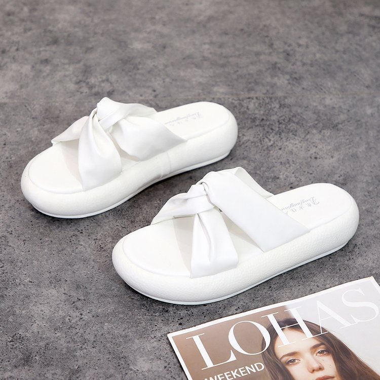 FD Sendal Fashion Korea Kekinian Wanita Cantik Sandal Slip On Cewek Import Terbaru DI-048